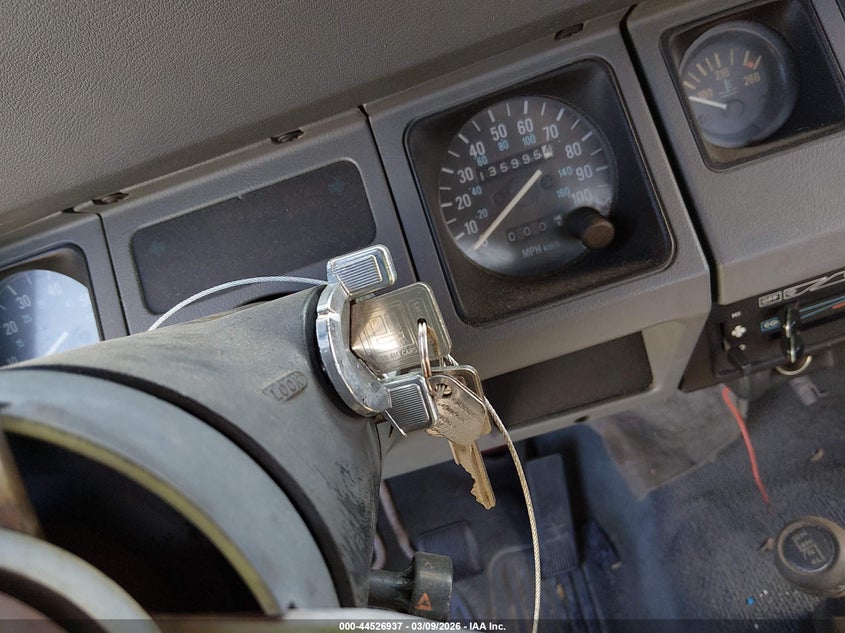 1989 Jeep Wrangler / Yj VIN: 2J4FY19E9KJ163982 Lot: 44526937