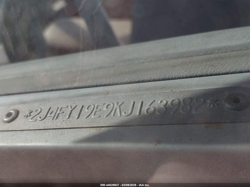 1989 Jeep Wrangler / Yj VIN: 2J4FY19E9KJ163982 Lot: 44526937