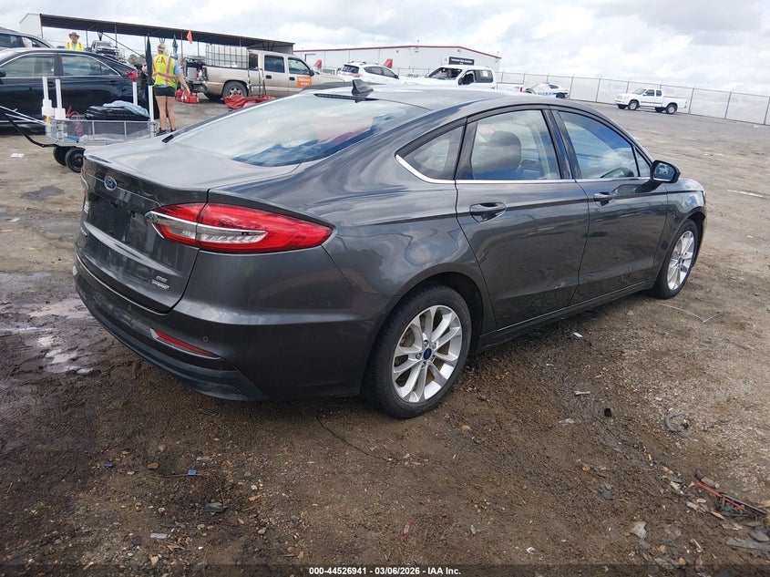 2020 Ford Fusion Hybrid Se