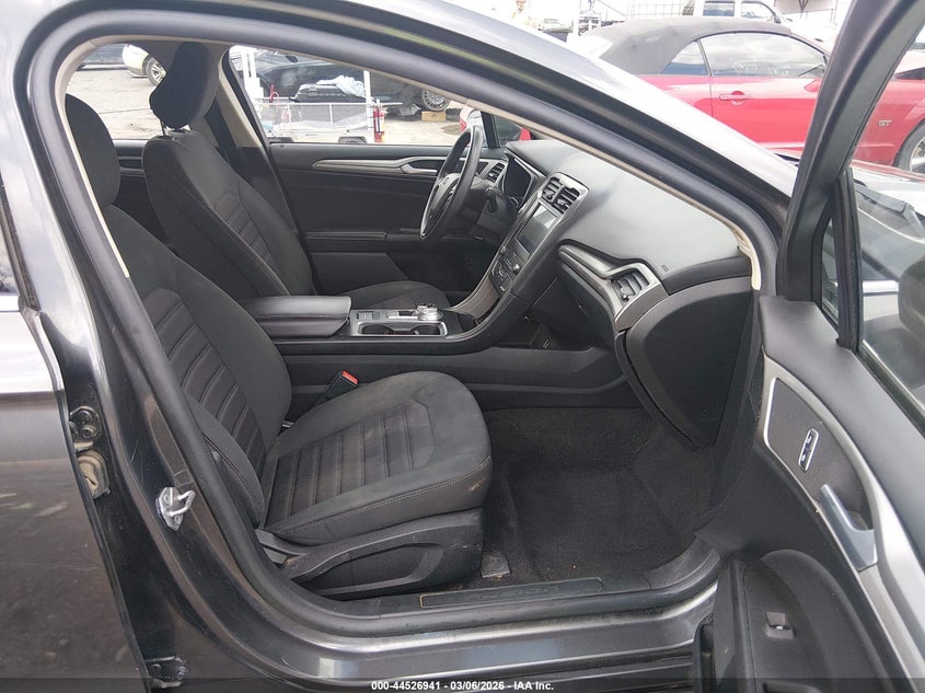 2020 Ford Fusion Hybrid Se