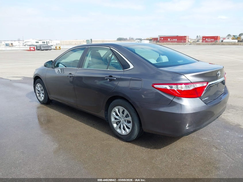 2015 Toyota Camry Le