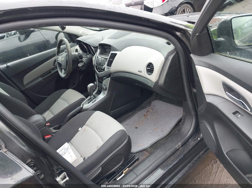 2015 Chevrolet Cruze Ls Auto