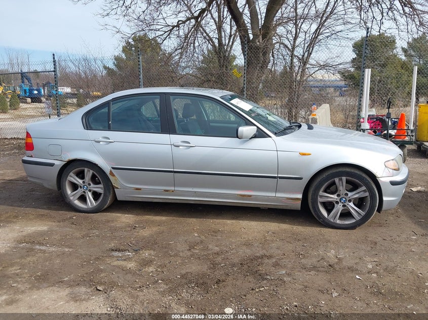 2004 BMW 325Xi VIN: WBAEU33494PR12355 Lot: 44527046
