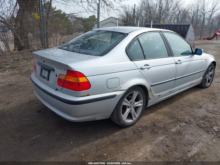 2004 BMW 325Xi