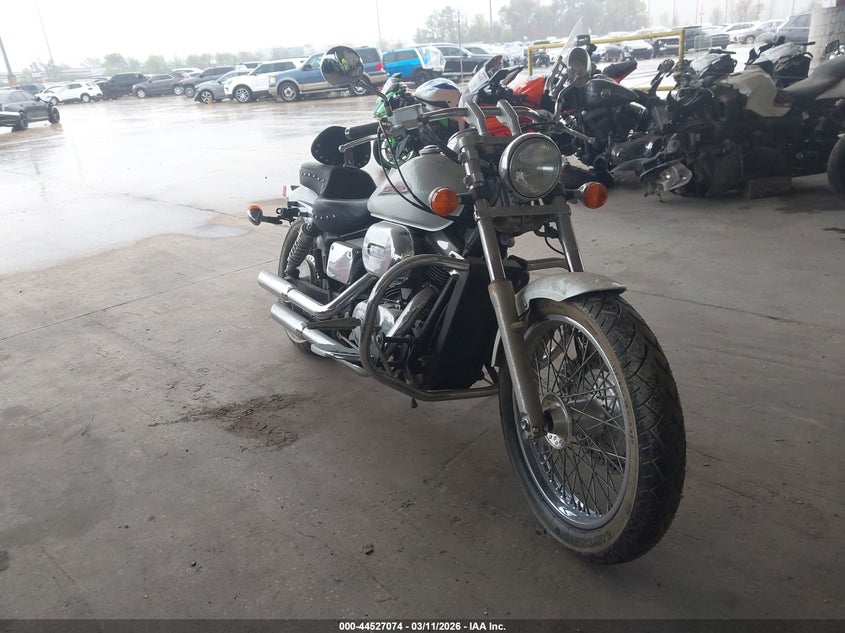 JH2RC44072M610822 HONDA VT750 Photo 1