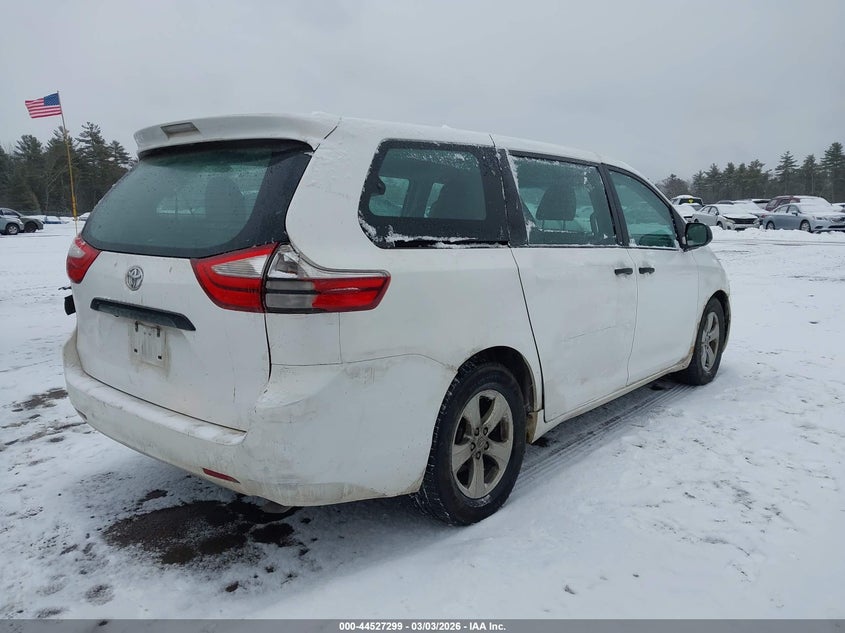 2015 Toyota Sienna L 7 Passenger