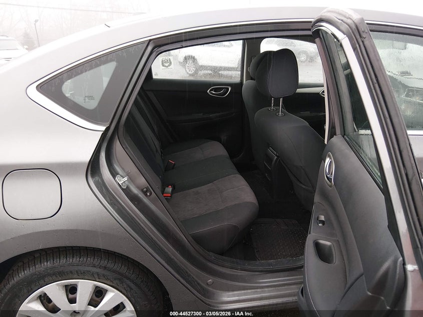 2015 Nissan Sentra Fe+ S/S/Sl/Sr/Sv VIN: 3N1AB7AP2FY267824 Lot: 44527300