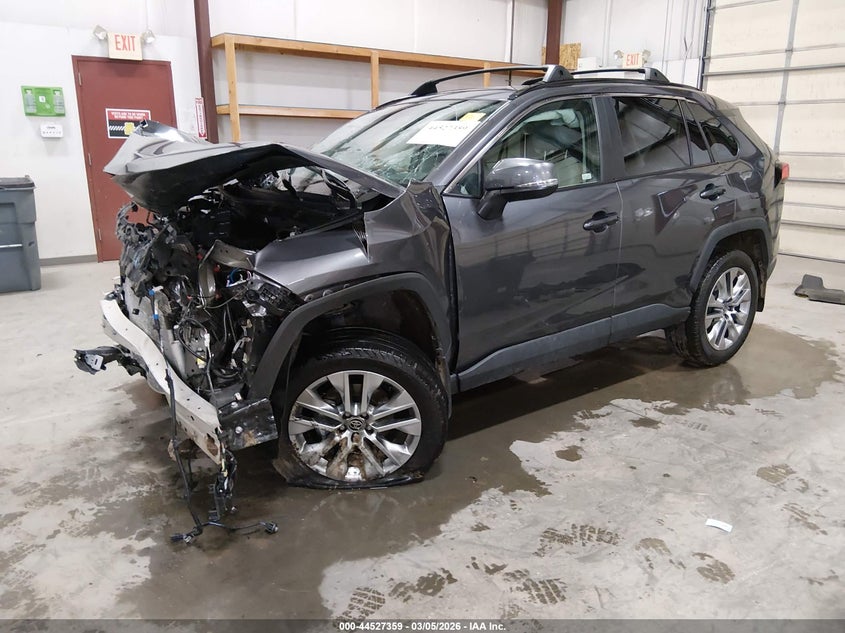 2025 Toyota Rav4 Xle Premium