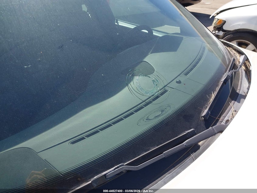 2003 Saab 9-5 Aero VIN: YS3EH49G933029028 Lot: 44527400