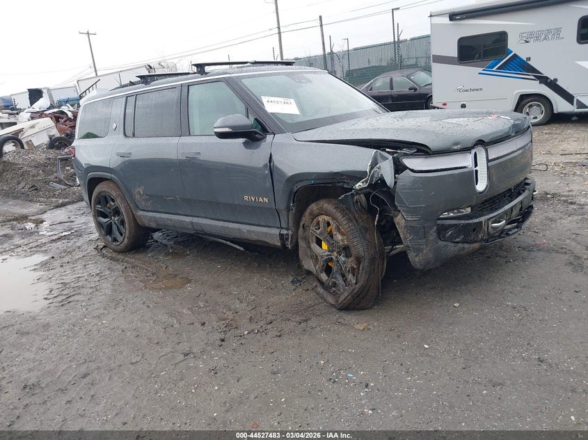 2024 Rivian R1S Adventure Quad Motor Large Pack