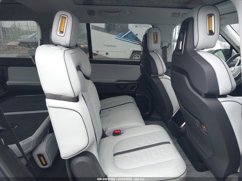 2024 Rivian R1S Adventure Quad Motor Large Pack VIN: 7PDSGABA6RN040172 Lot: 44527483