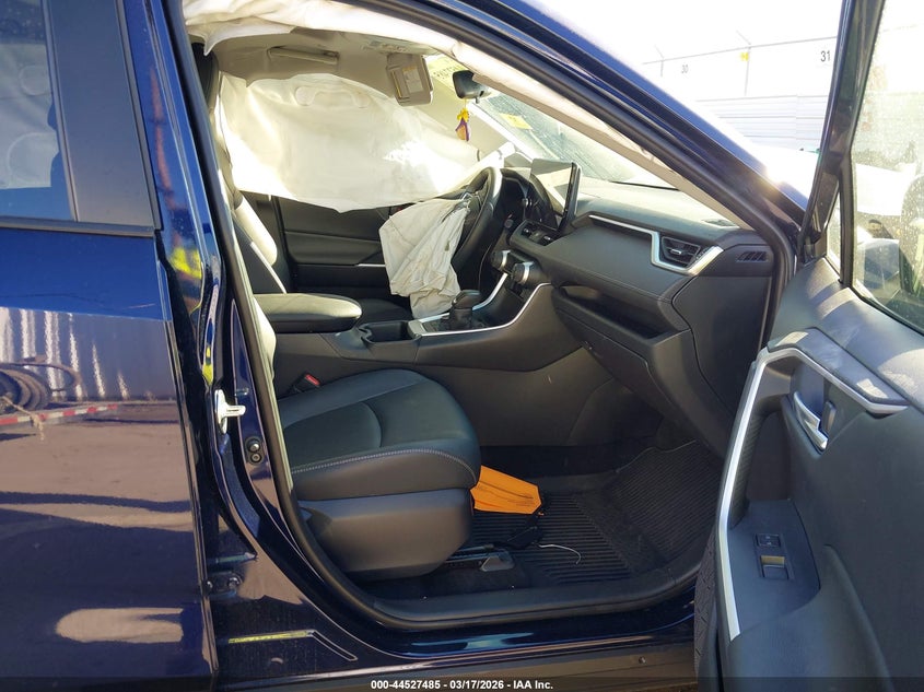 2025 Toyota Rav4 Hybrid Xle Premium