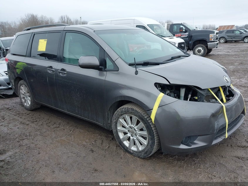 2011 Toyota Sienna Le