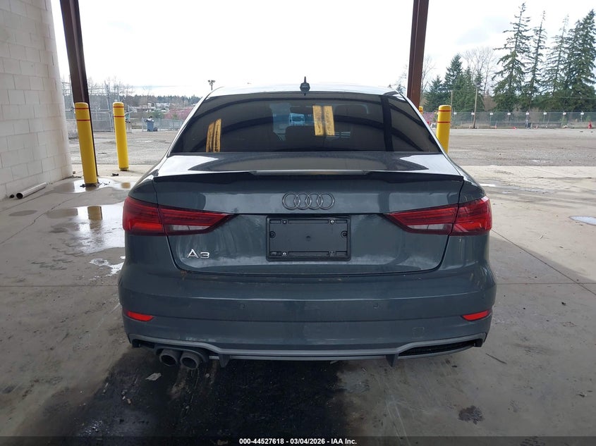 2017 Audi A3 2.0T Premium VIN: WAUGUGFF2H1025606 Lot: 44527618
