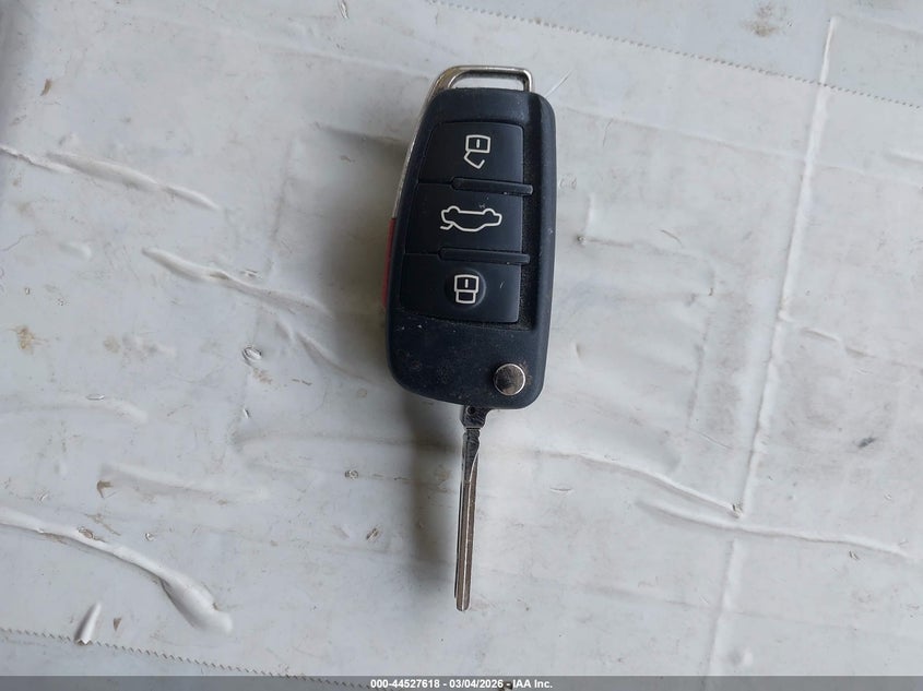 2017 Audi A3 2.0T Premium VIN: WAUGUGFF2H1025606 Lot: 44527618