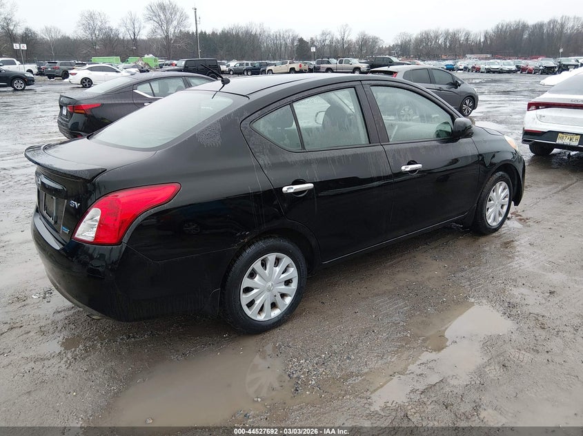 2012 Nissan Versa 1.6 Sv