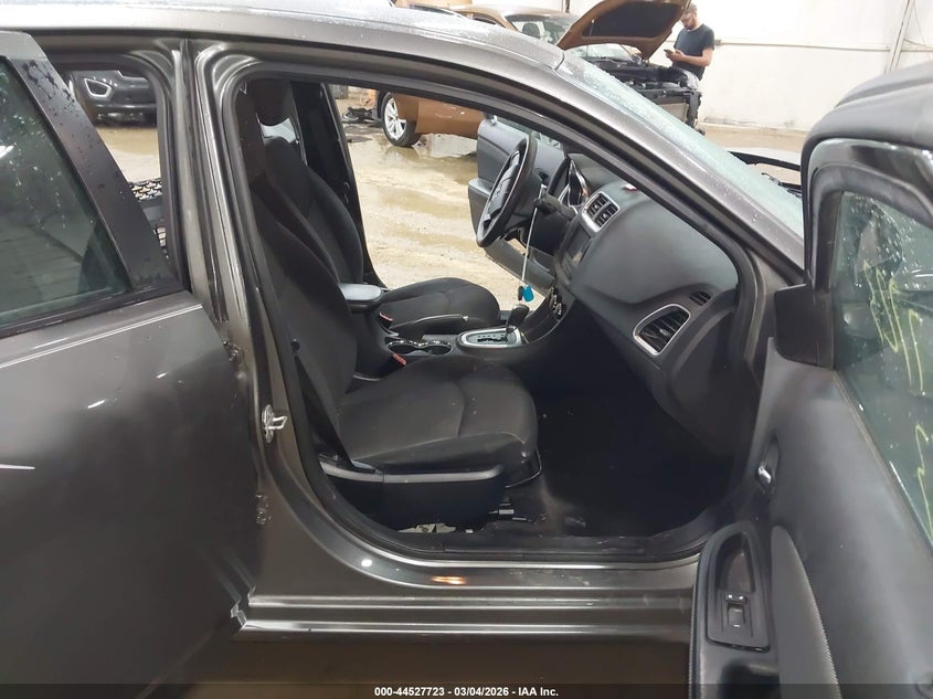 2013 Dodge Avenger Se V6