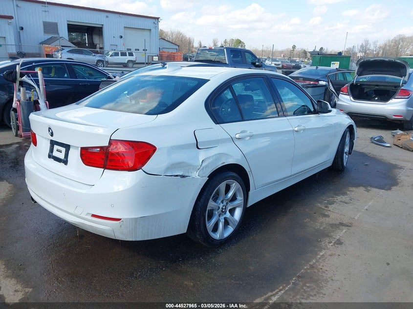 2015 BMW 320I