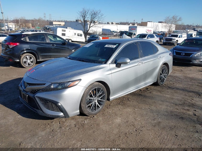 2022 Toyota Camry Se