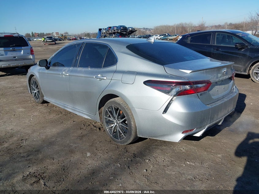 2022 Toyota Camry Se