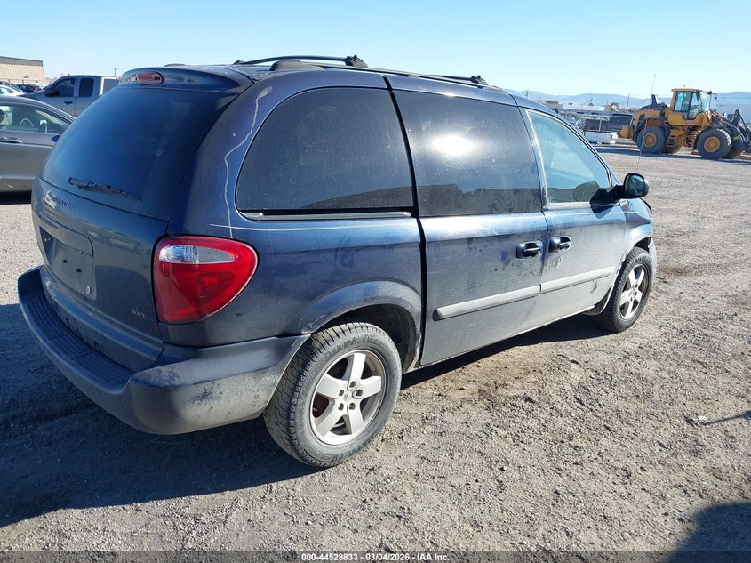 2005 Dodge Caravan Sxt
