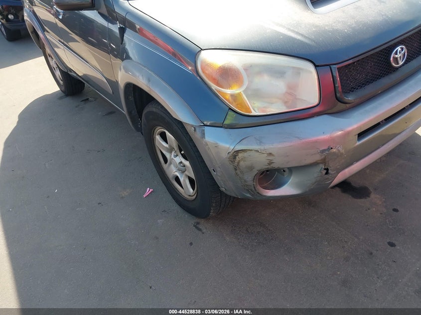 2005 TOYOTA RAV4 auction photo 6