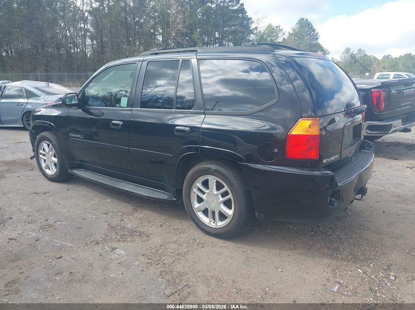 2008 GMC Envoy Denali