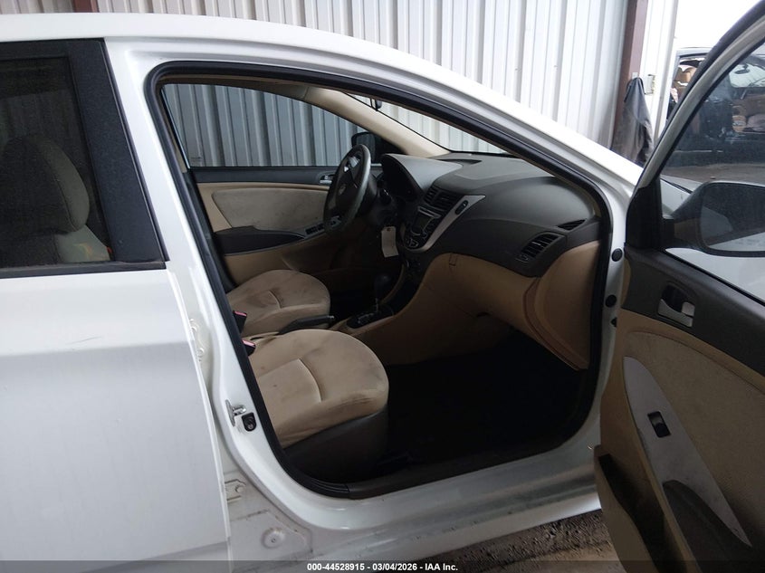 2012 Hyundai Accent Gls