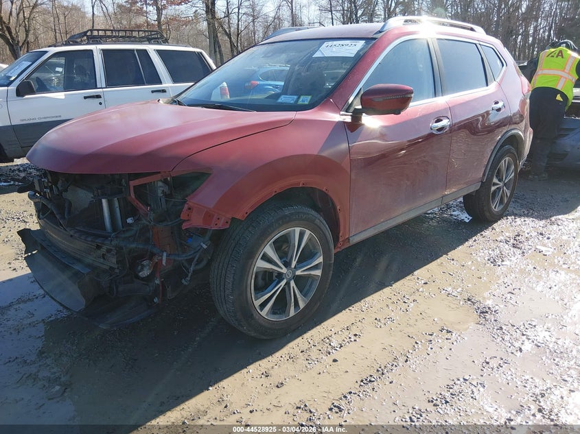 2019 Nissan Rogue Sv