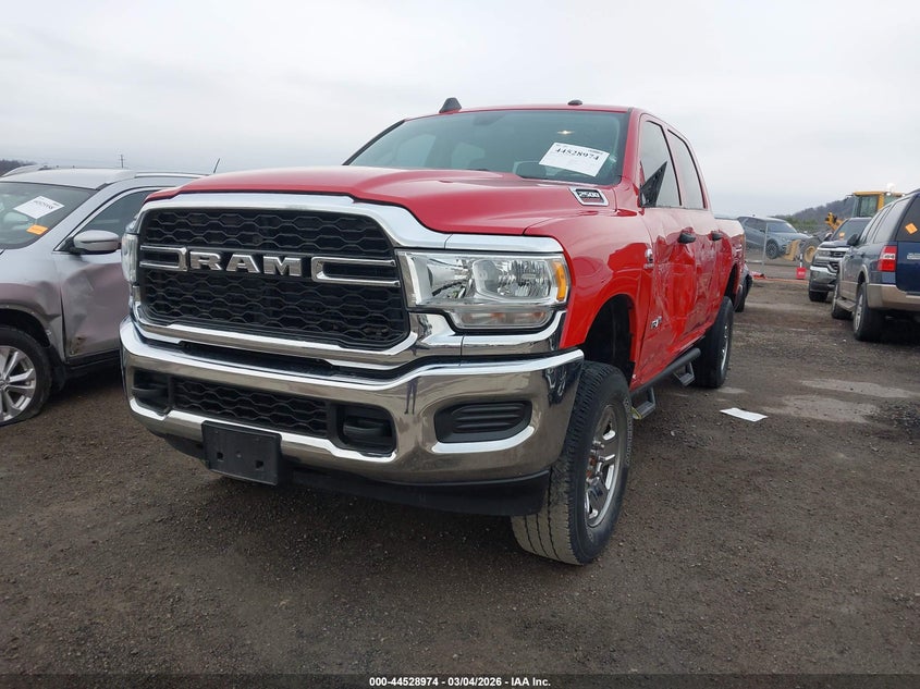 Vin: 3c6ur5cl4lg250861, lot: 45025765, ram 2500 tradesman  4x4 6'4 box 20202