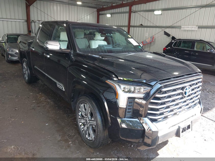 2023 Toyota Tundra Hybrid Capstone