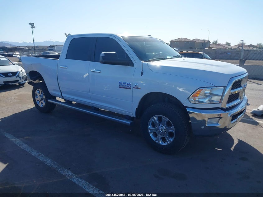 Vin: 3c6ur5dl0jg356378, lot: 45025834, ram 2500 slt  4x4 6'4 box 2018 img_1
