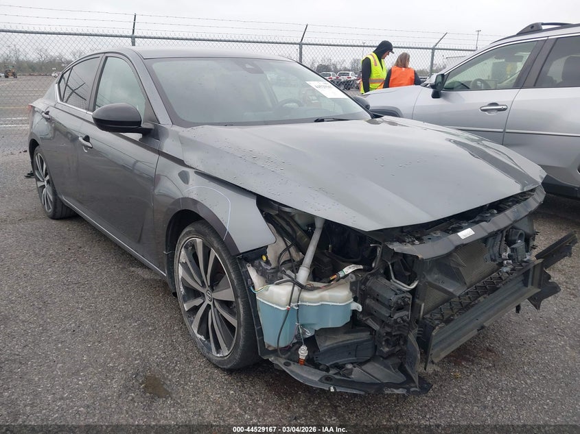 2021 NISSAN ALTIMA SR FWD
