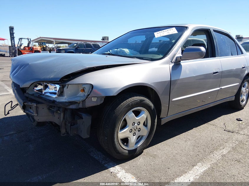 2000 Honda Accord 3.0 Ex VIN: 1HGCG1659YA093786 Lot: 44529197