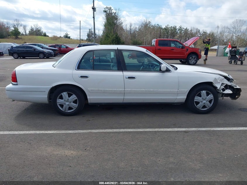 2001 Ford Crown Victoria VIN: 2FAFP73WX1X102509 Lot: 44529221