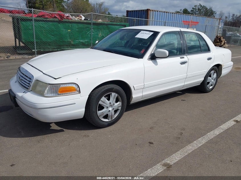 2001 Ford Crown Victoria