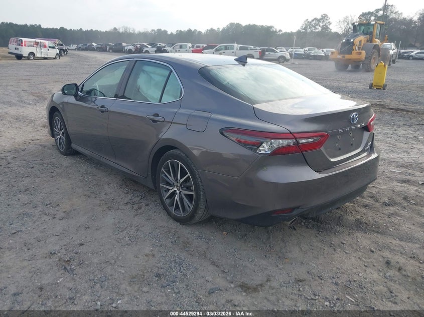2024 Toyota Camry Hybrid Xle