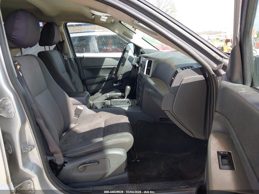 2010 Jeep Grand Cherokee Laredo