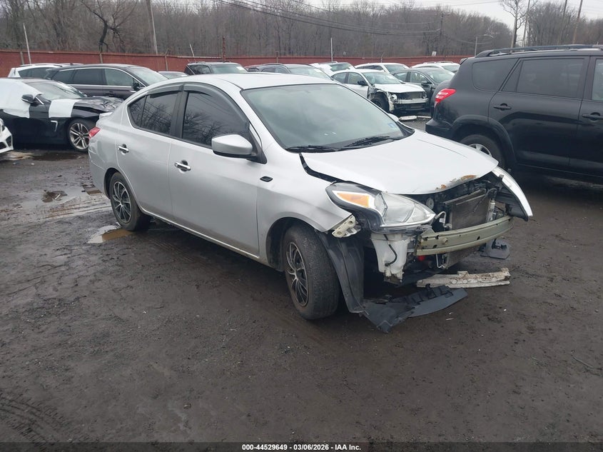 2018 Nissan Versa 1.6 Sv