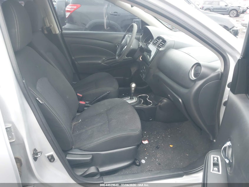 2018 Nissan Versa 1.6 Sv