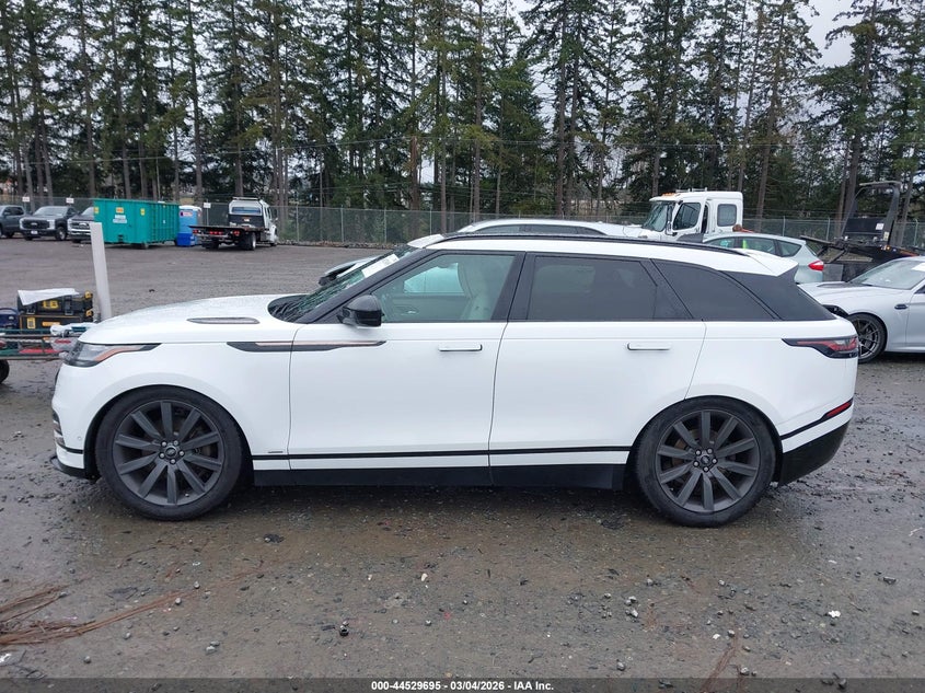 2018 Land Rover Range Rover Velar P380 First Edition/P380 Hse R-Dynamic VIN: SALYM2RV9JA744654 Lot: 44529695