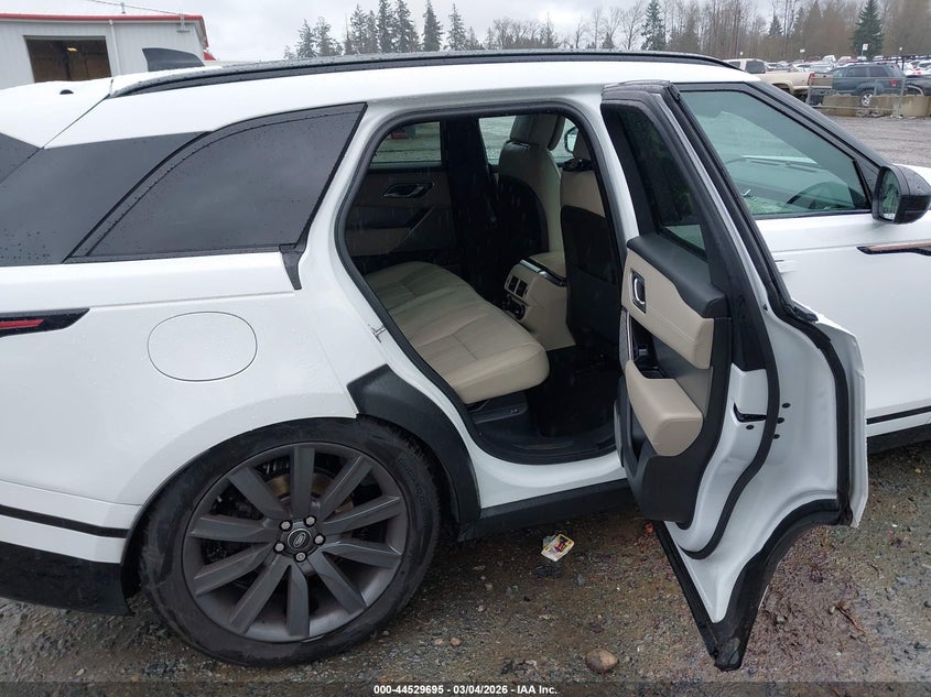 2018 Land Rover Range Rover Velar P380 First Edition/P380 Hse R-Dynamic VIN: SALYM2RV9JA744654 Lot: 44529695