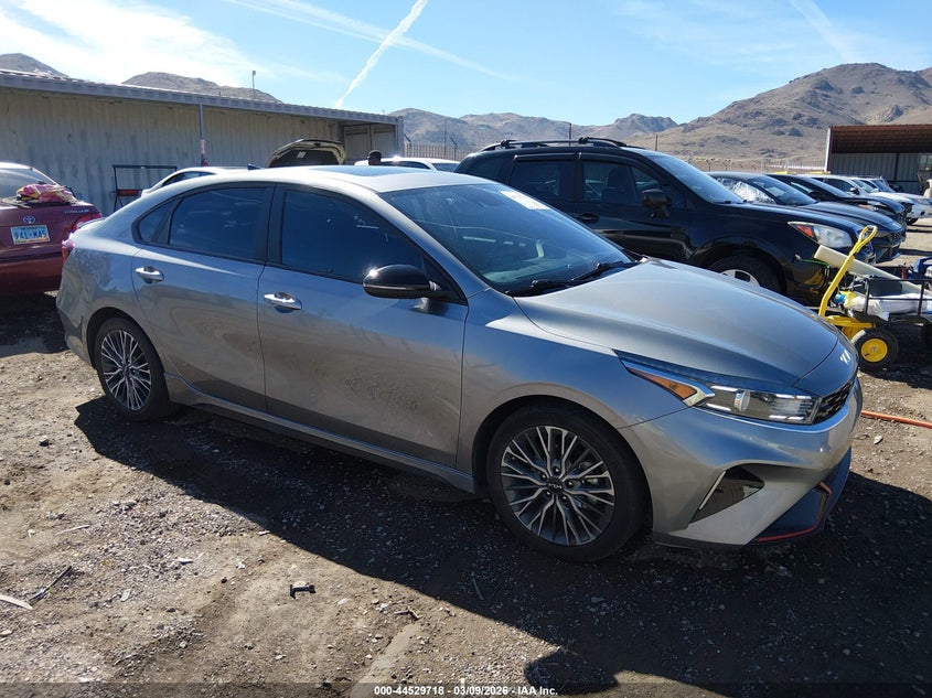 2022 Kia Forte Gt-Line