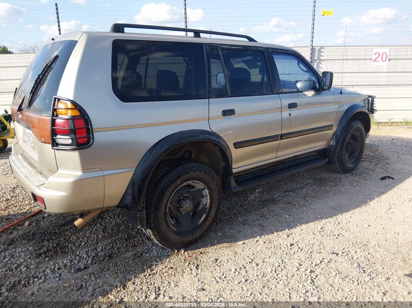 2001 Mitsubishi Montero Es/Ls