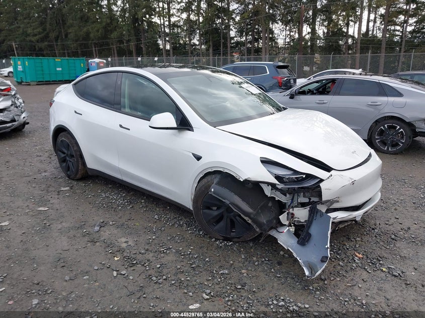 2024 Tesla Model Y Long Range Dual Motor All-Wheel Drive