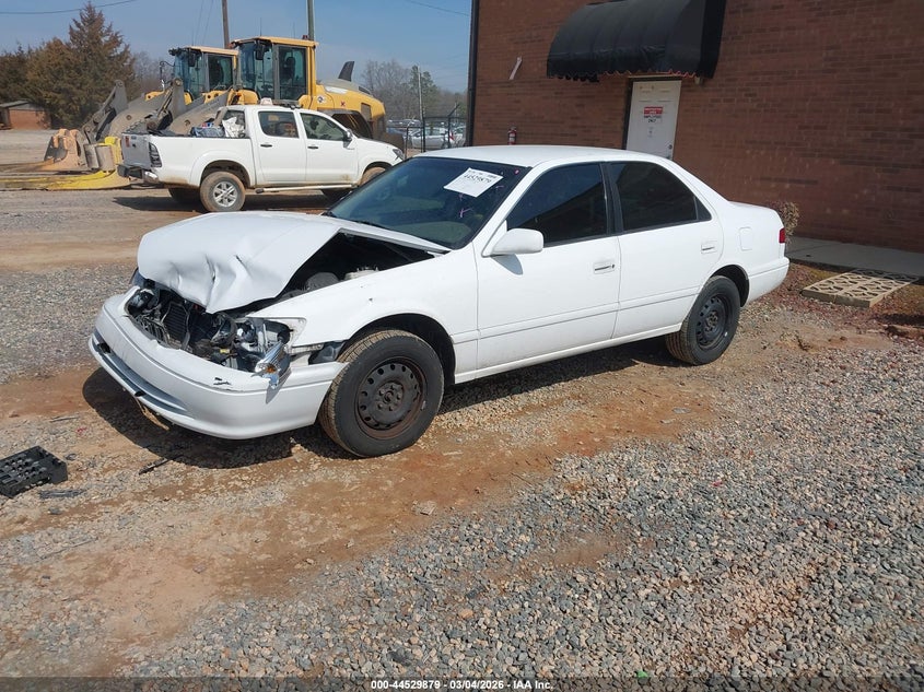 2000 Toyota Camry Le