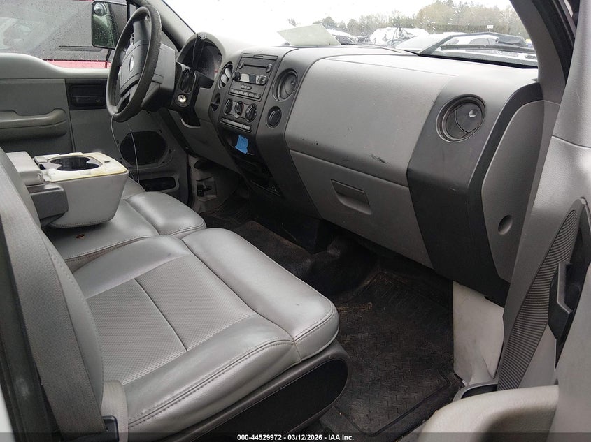 2004 Ford F-150 Xl/Xlt