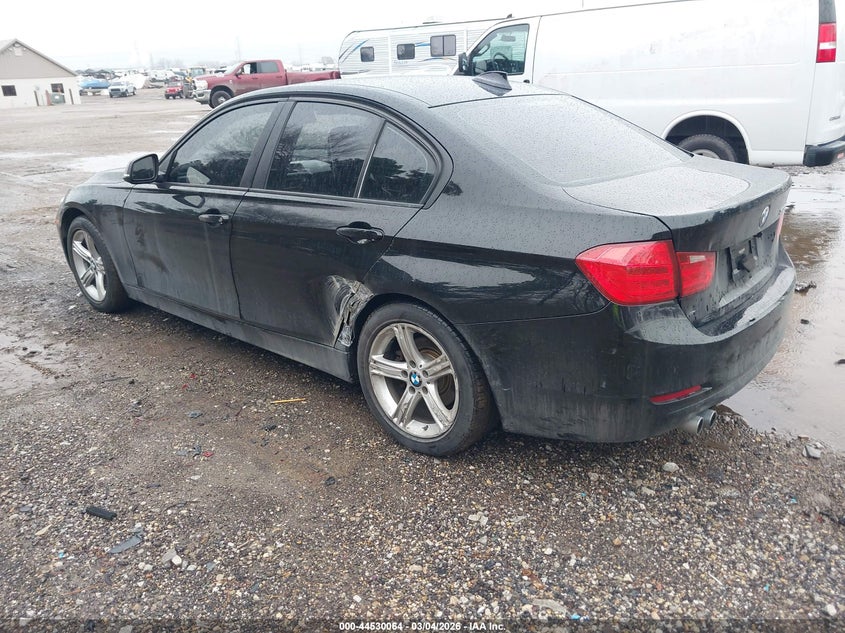 Vin: wba3a5c55df602729, lot: 45026855, bmw 328i 20133