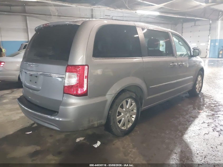 2014 Chrysler Town & Country Touring