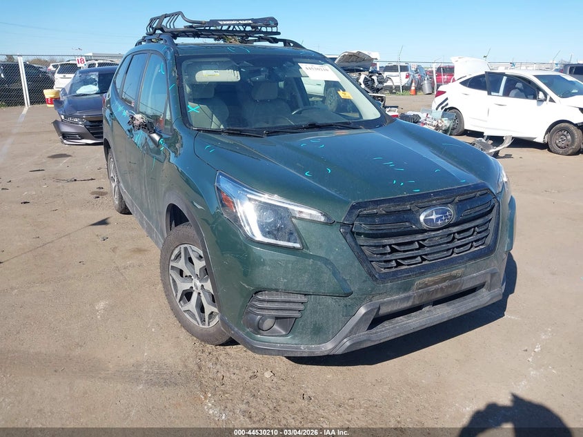 2022 Subaru Forester Premium